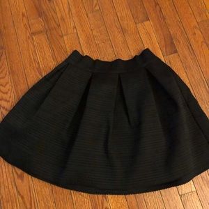 Express Black Pleated Women’s Large Skirt